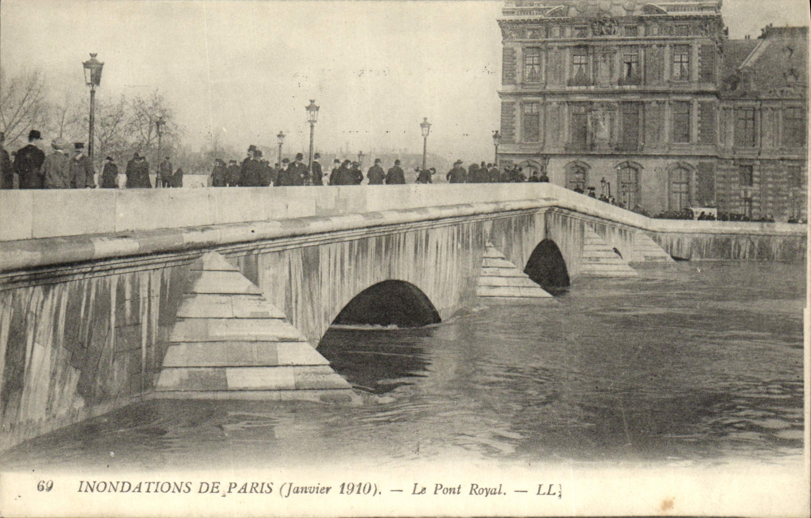 Inundaciones de la POSTAL de la VENDIMIA de París el puente real