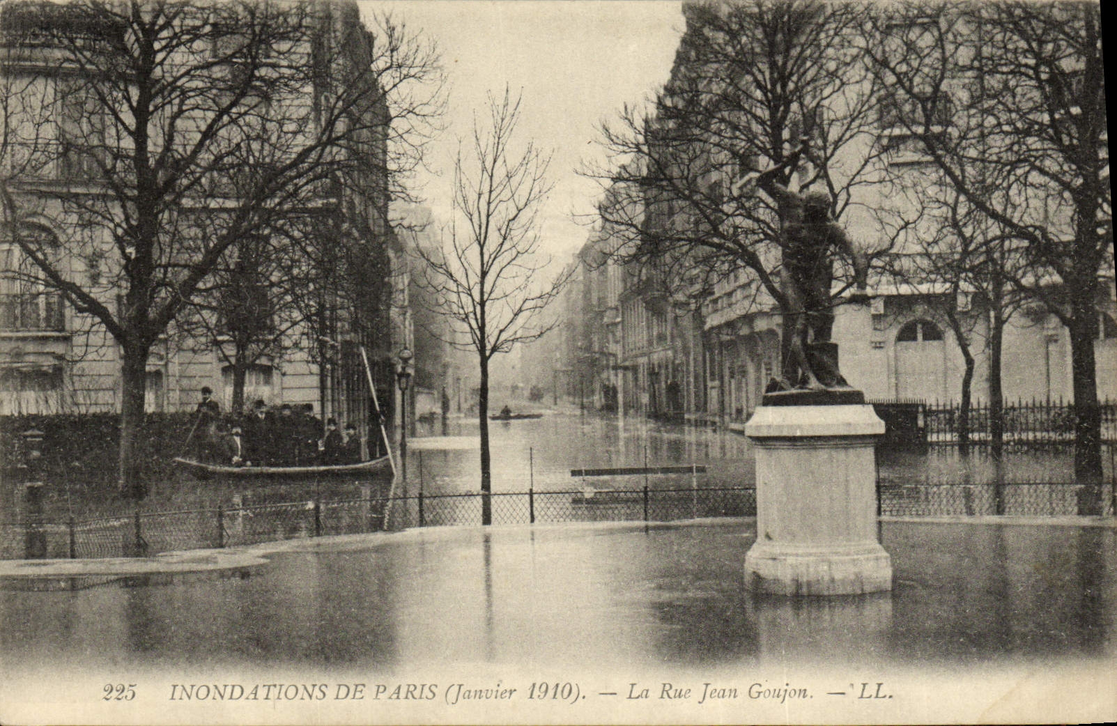 CPA Inondations De Paris La Rue Jean Goujon