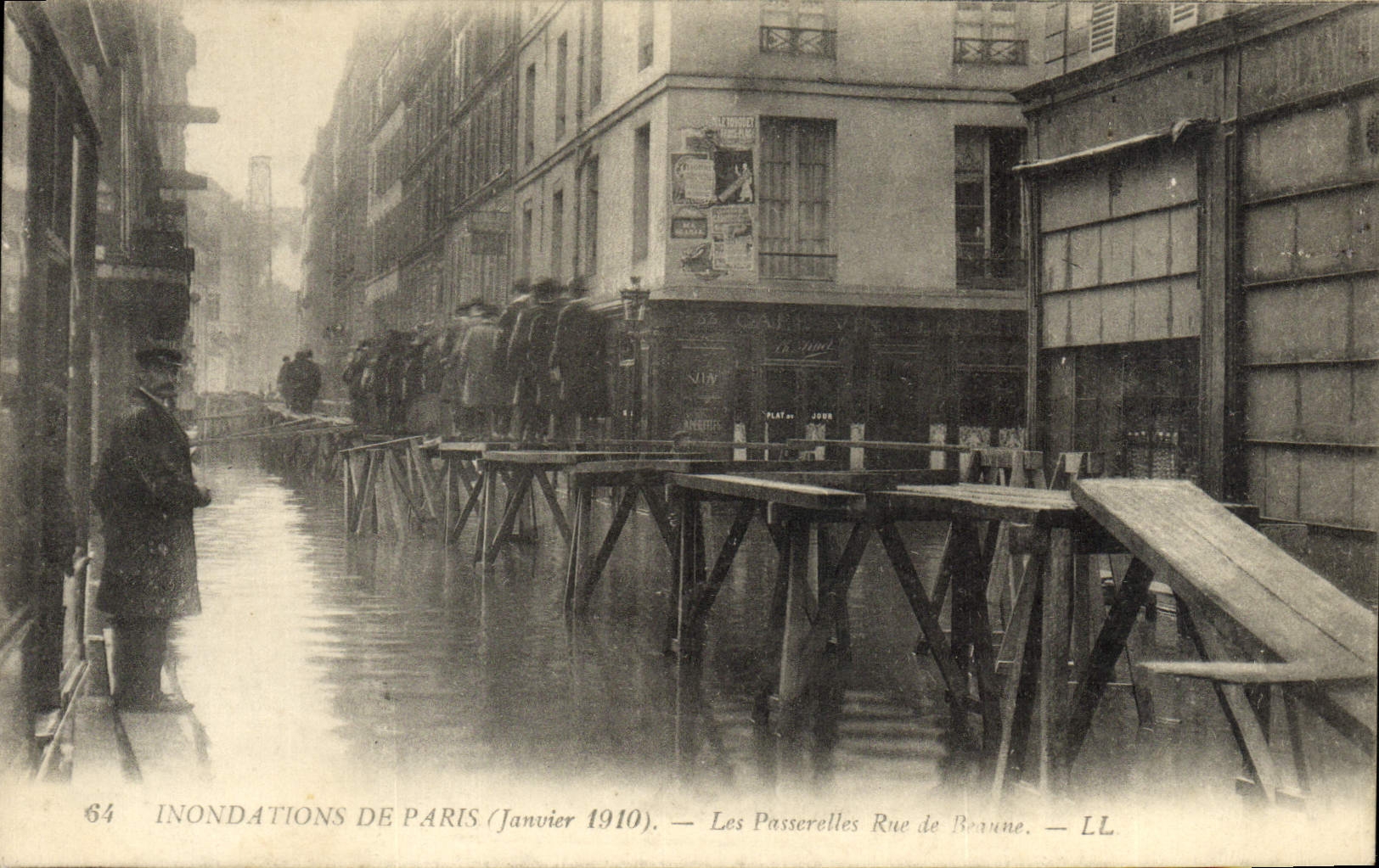 Inundaciones de la POSTAL de la VENDIMIA de París la calle de los pasos de Beaune