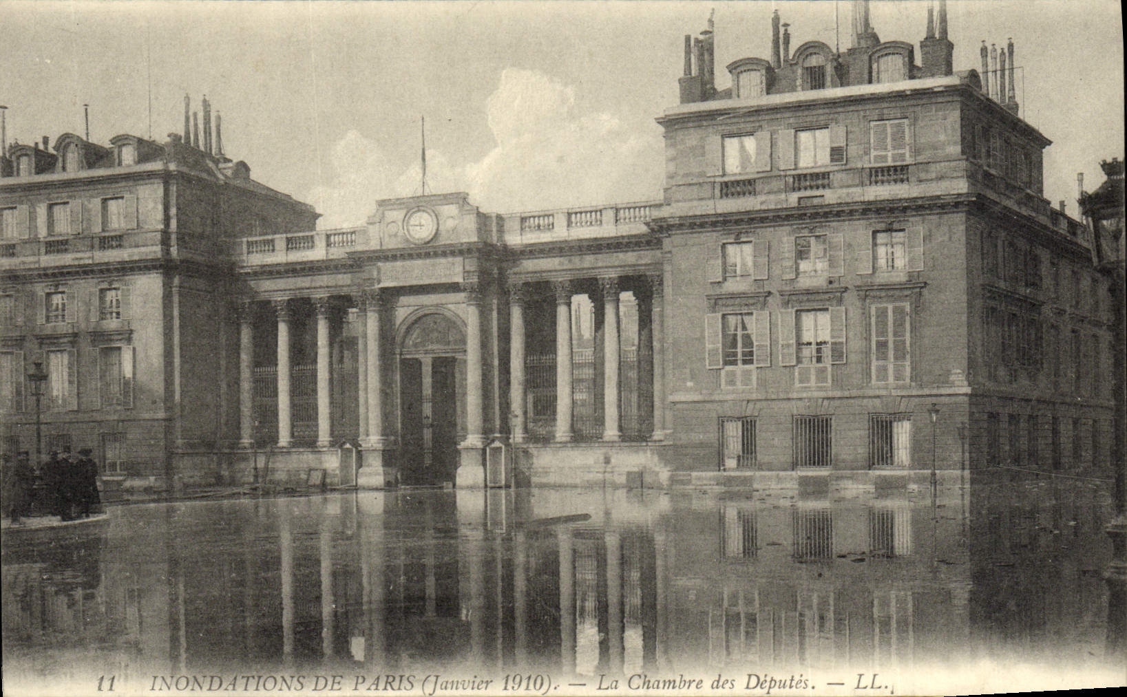 CPA Inondations De Paris La Chambre Des Deputes