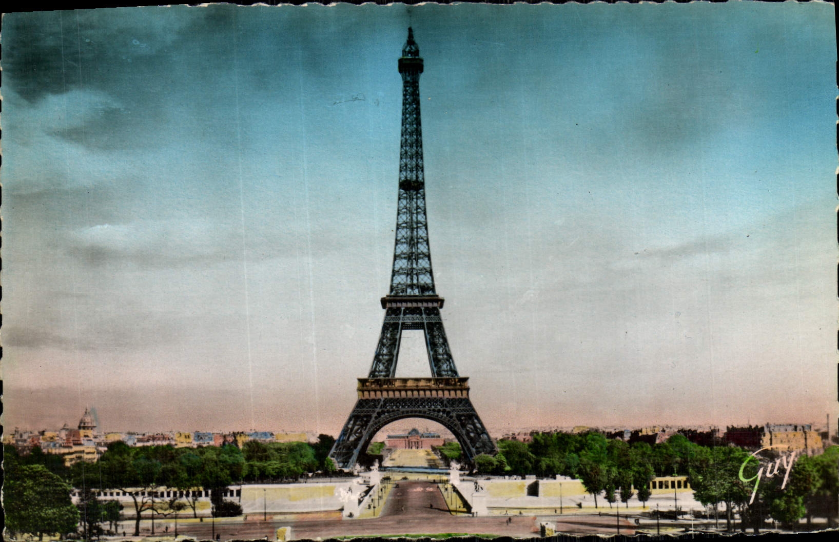 CPM Paris Et Ses Merveilles La Tour Eiffel Vue Du Palais De Chaillot