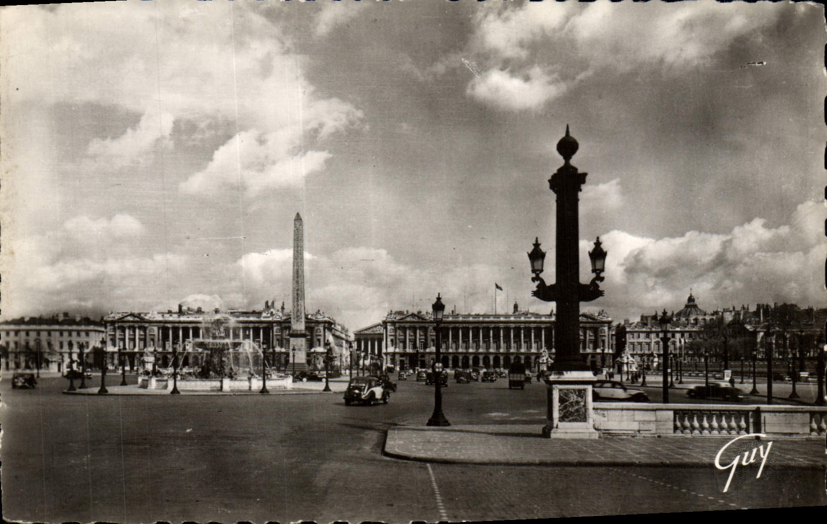 MODERN CARD Paris And Its Wonders Place Harmony