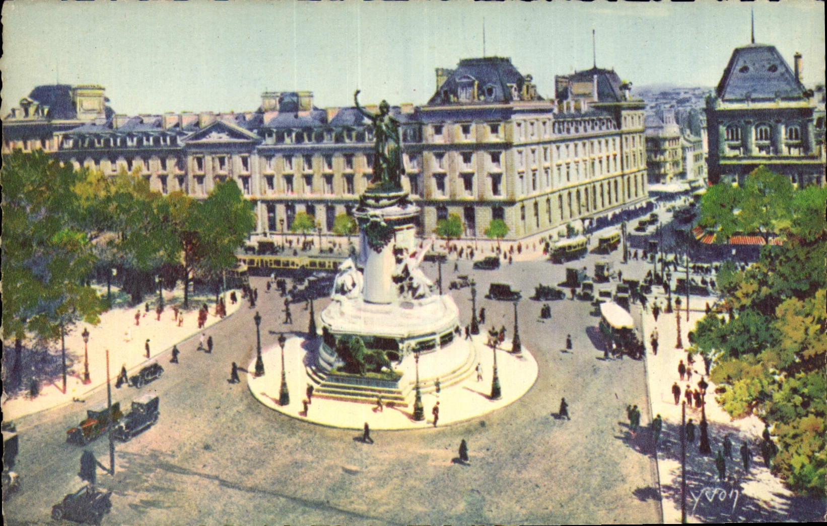 VINTAGE POSTCARD Paris While Strolling Place Of the Republic