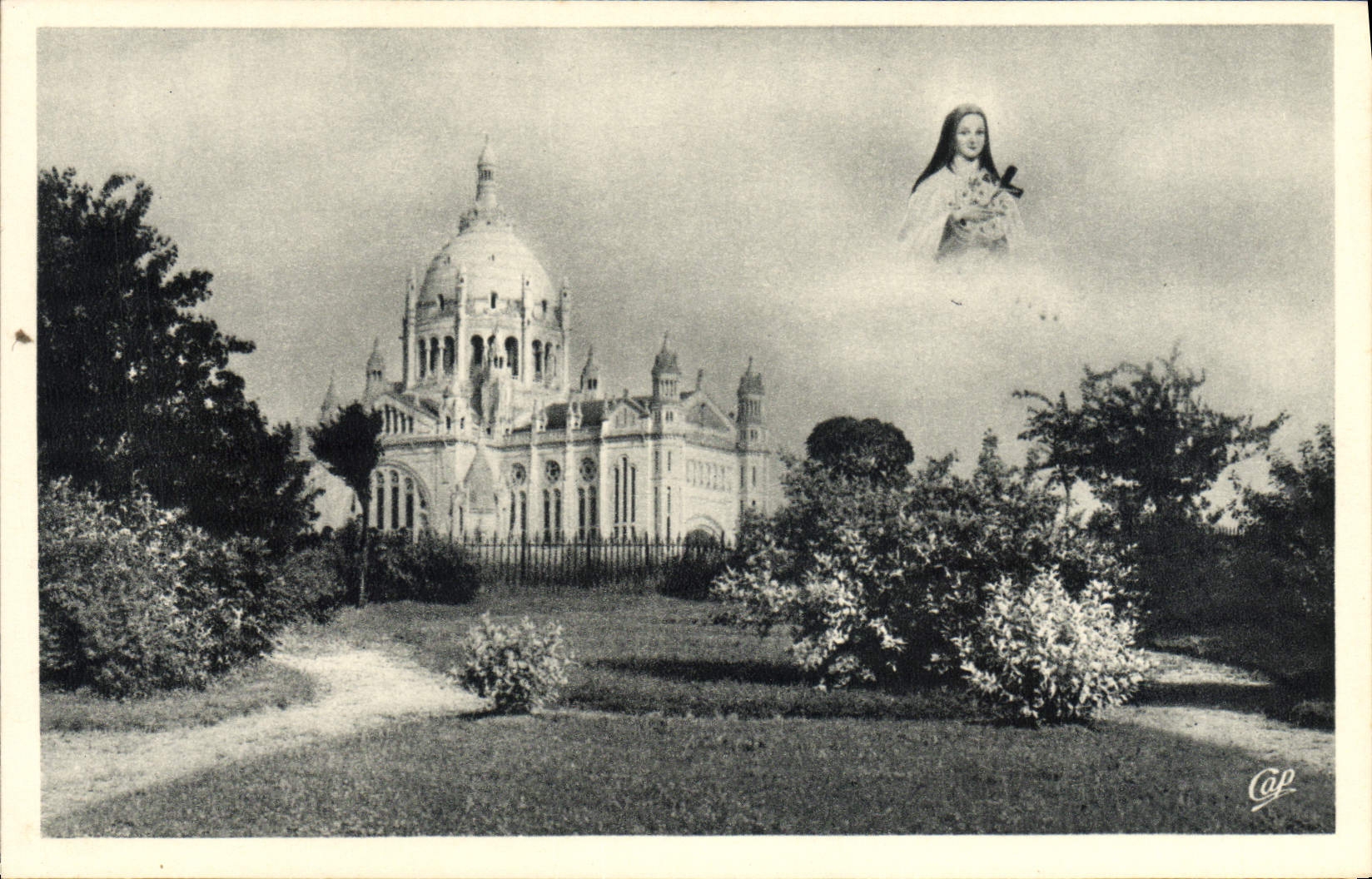 CPA Lisieux Perspective Sur La Basilique