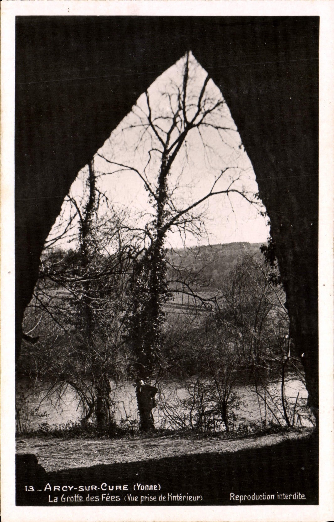 VINTAGE POSTCARD Arcy On Cure the Cave Of the Fairies