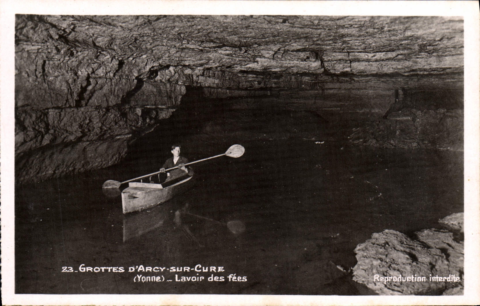 CPA Gropttes D'Arcy Sur Cure Lavoir Des Fees