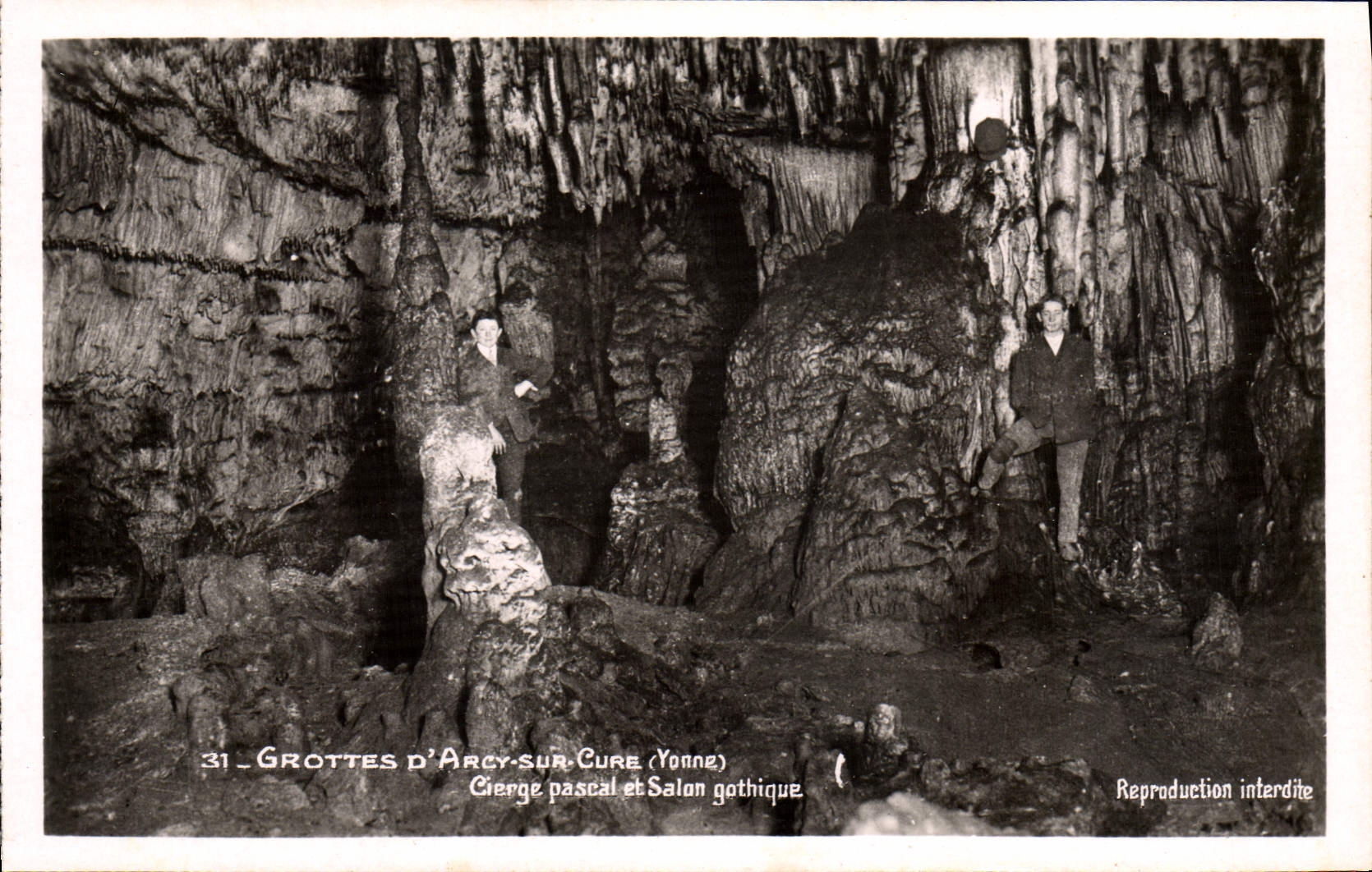 VINTAGE POSTCARD Gropttes D' Arcy On Cure Candle Pascal And Gothic Salon