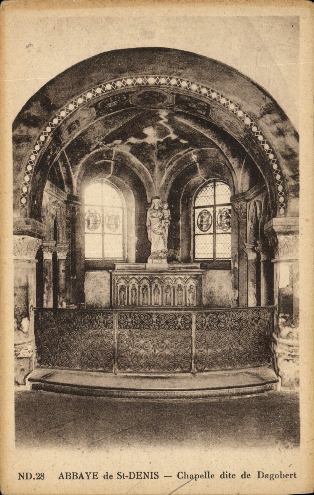VINTAGE POSTCARD Abbey Of St Denis Vault Known as De Dagobert