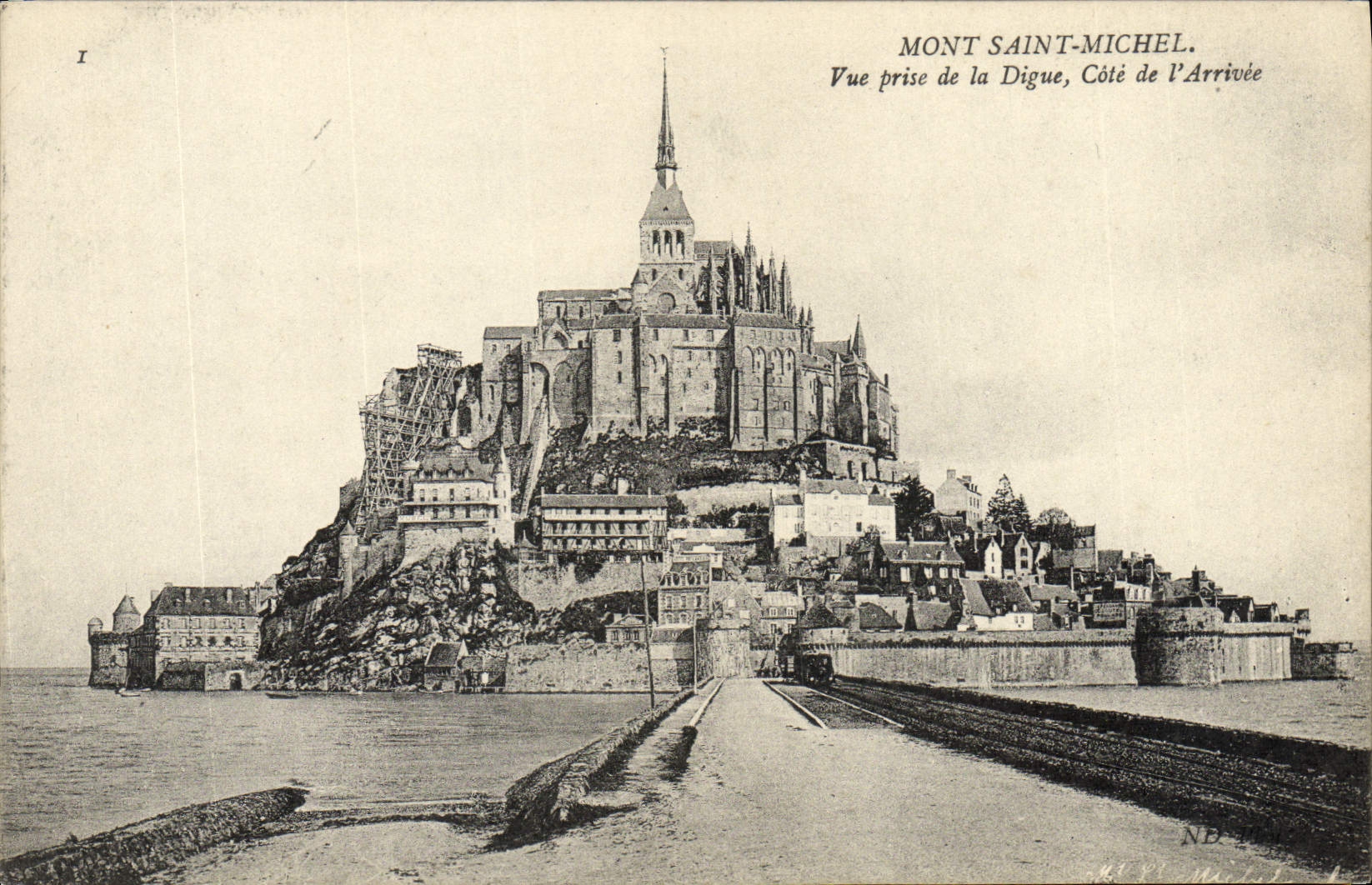 CPA Mont St Michel Vue Prise De La Digue Cote De l'arrivee