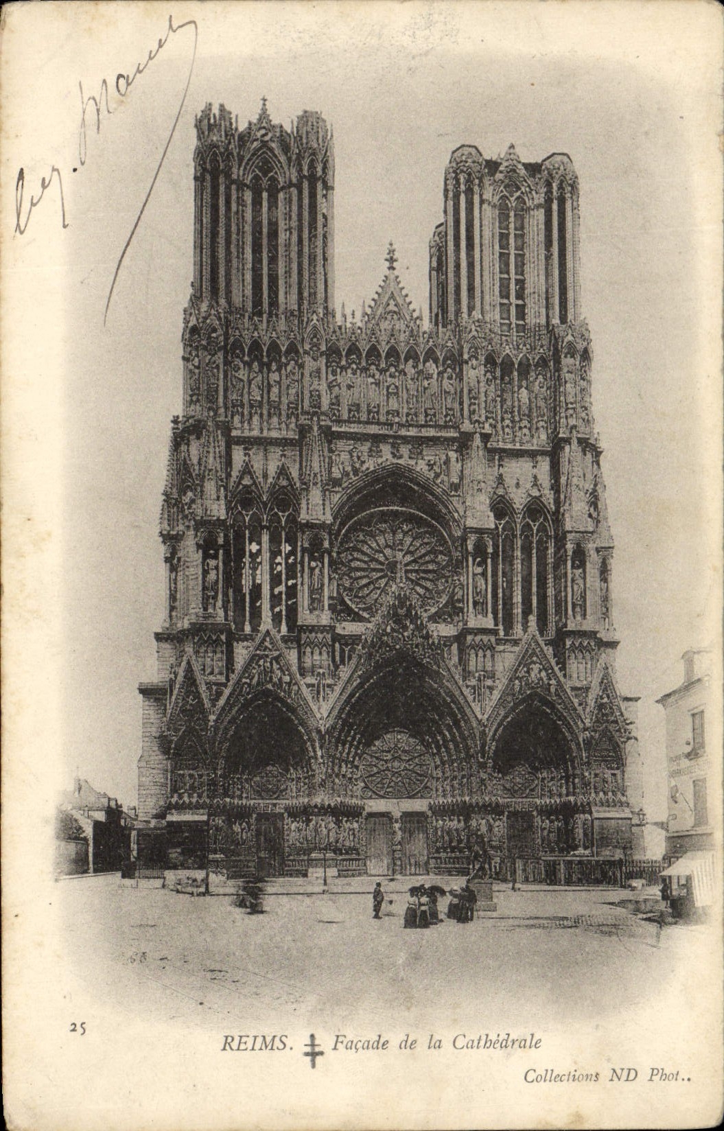 CPA Reims Facade De La Cathedrale
