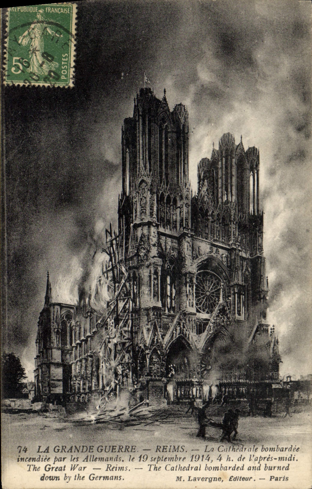 CPA La Grande Guerre Reims La Cathedrale Bombardee