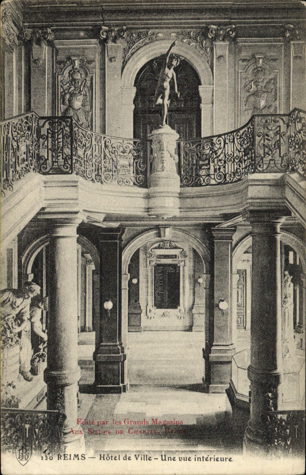 VINTAGE POSTCARD Rheims Town hall an Interior Sight