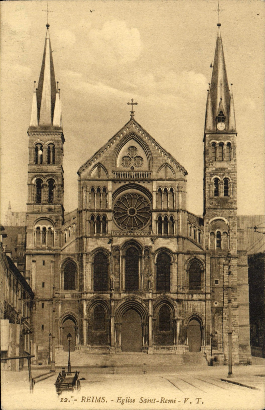 CPA Reims Eglise Saint Remi