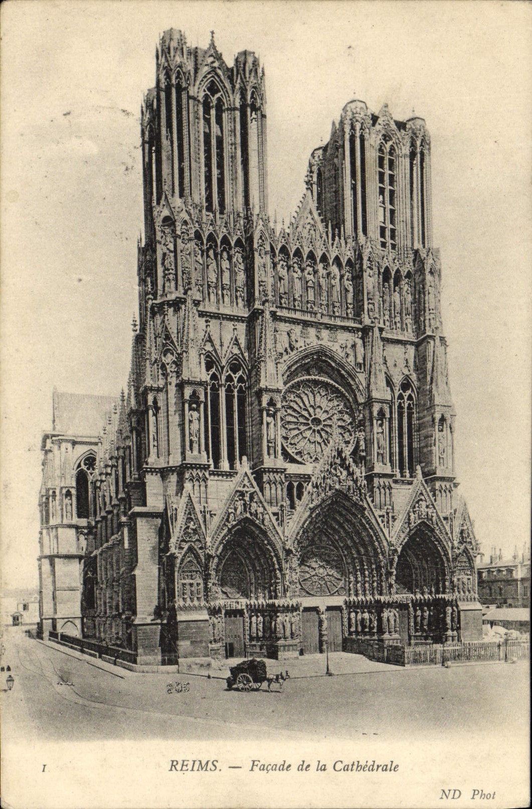 CPA Reims Facade De La Cathedrale