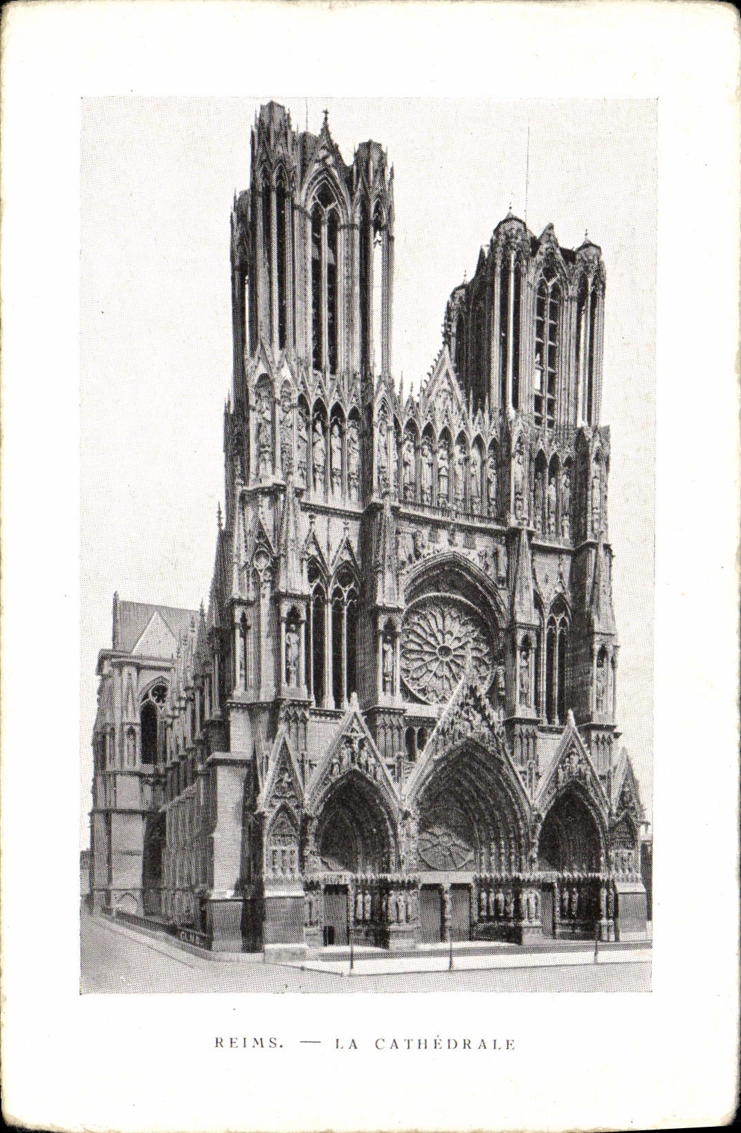 CPA Reims La Cathedrale