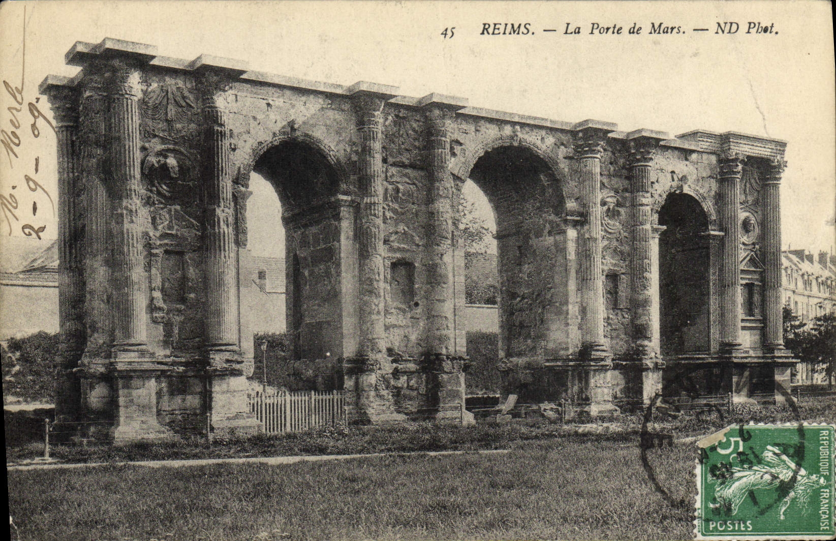 CPA Reims La Porte De Mars