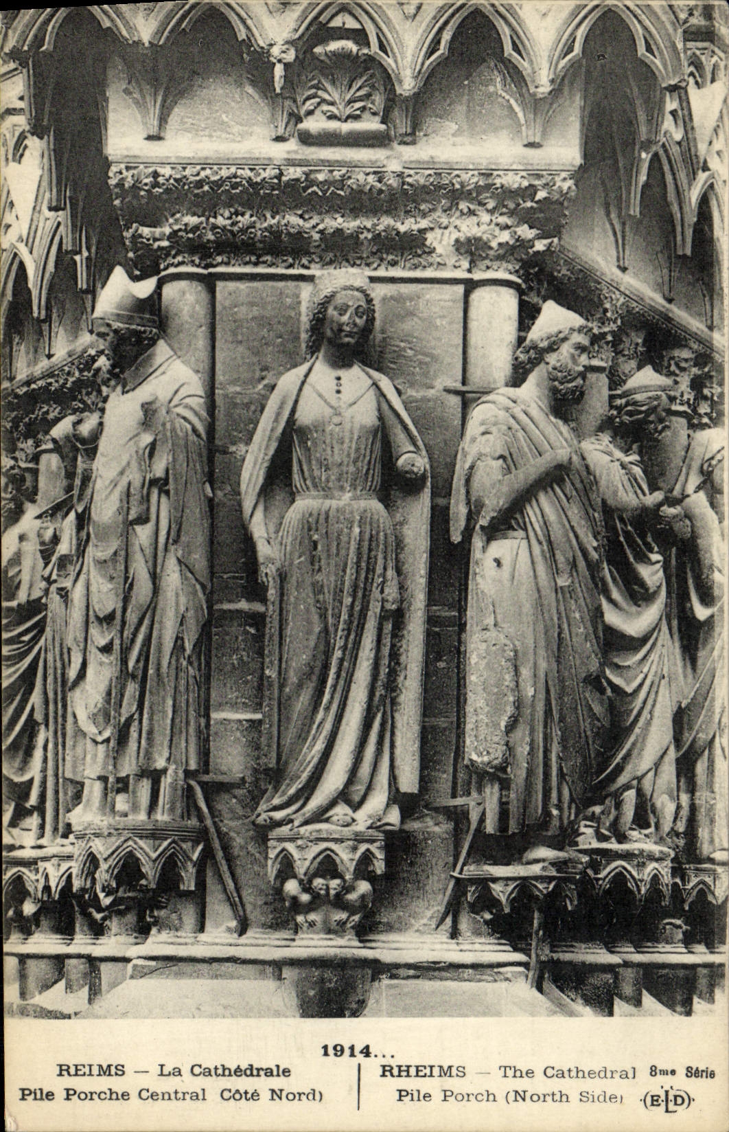 VINTAGE POSTCARD Rheims the Cathedral Crushes Central Porch