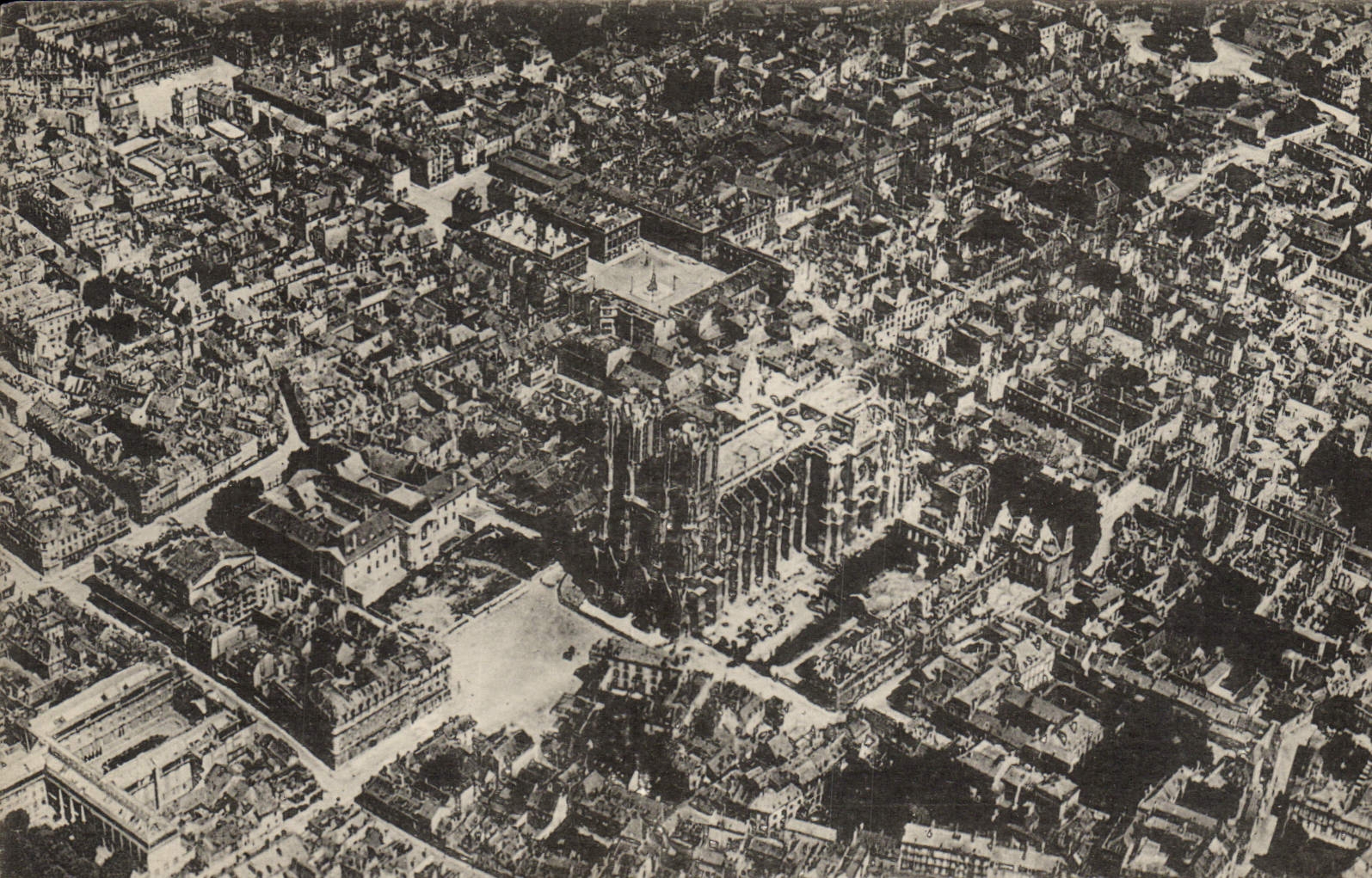 VINTAGE POSTCARD Rheims Seen Of the Cathedral Taken In the Plane