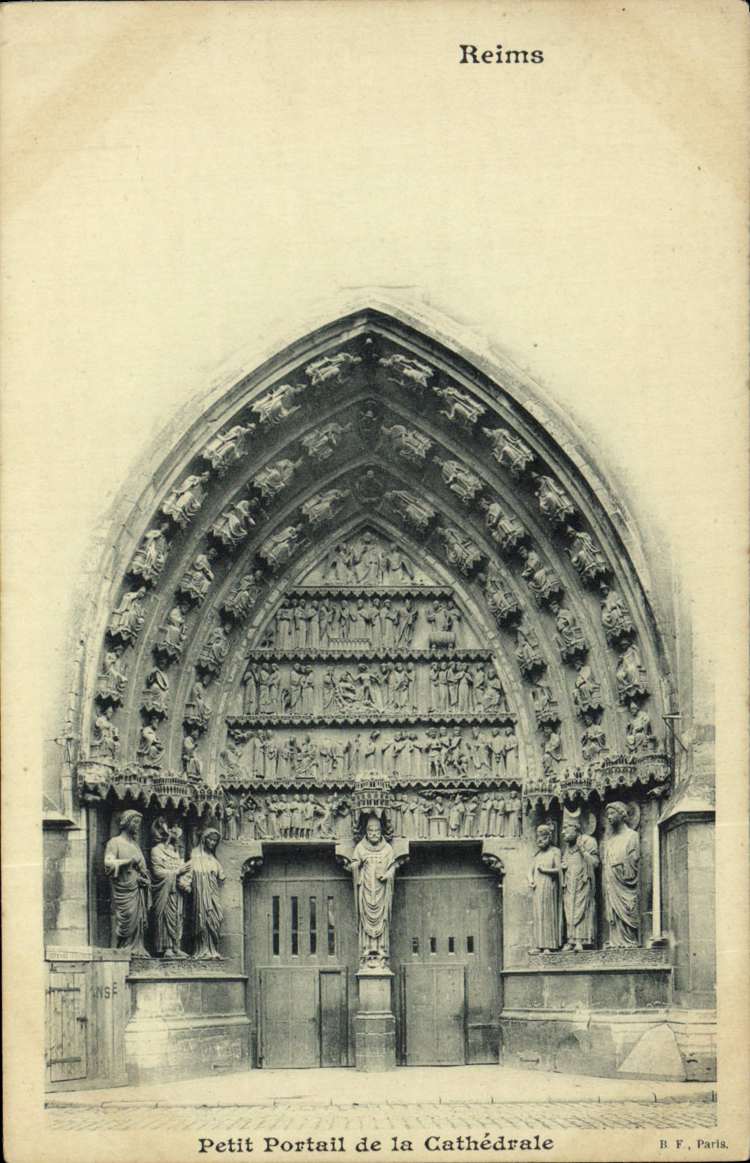 CPA Reims Petit Portail De La Cathedrale