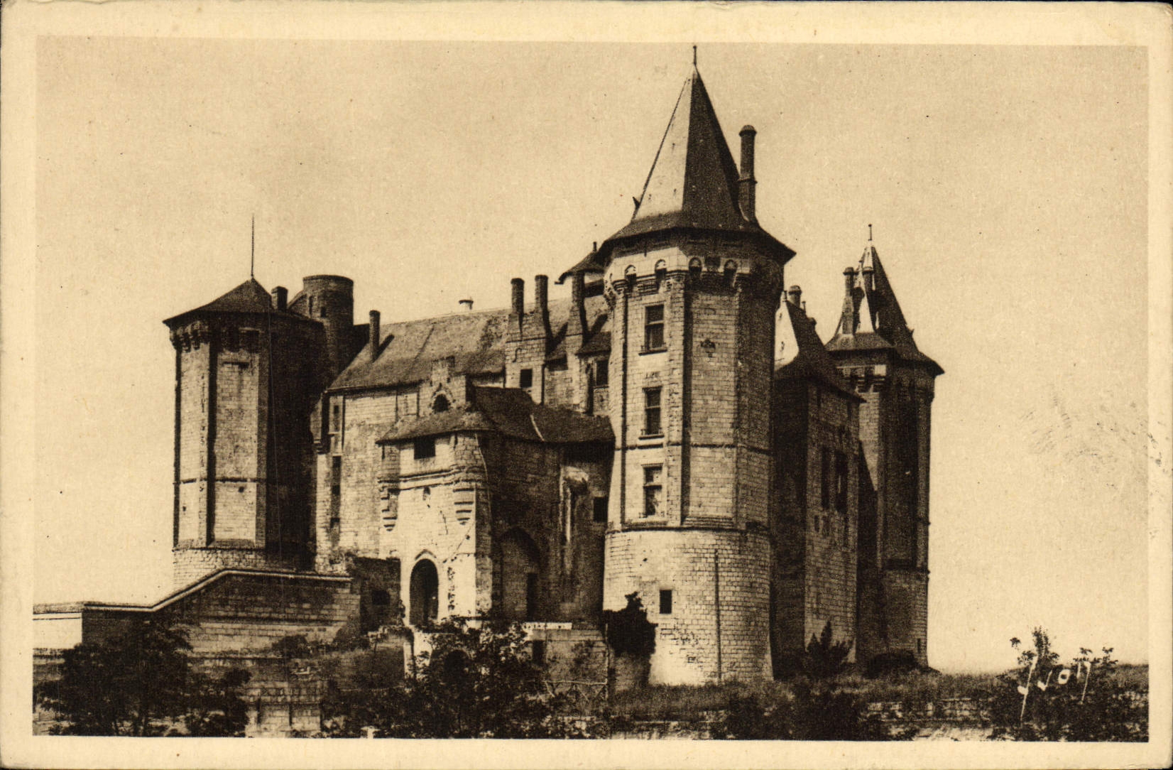 CPA Saumur Le Chateau 