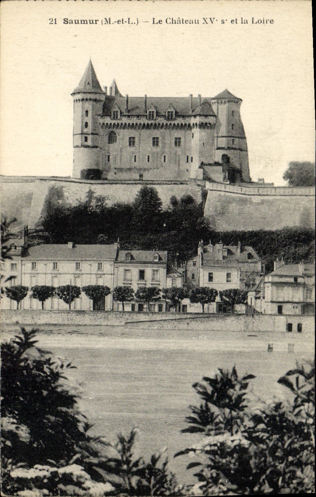 POSTAL Saumur de la VENDIMIA el castillo y el Loire