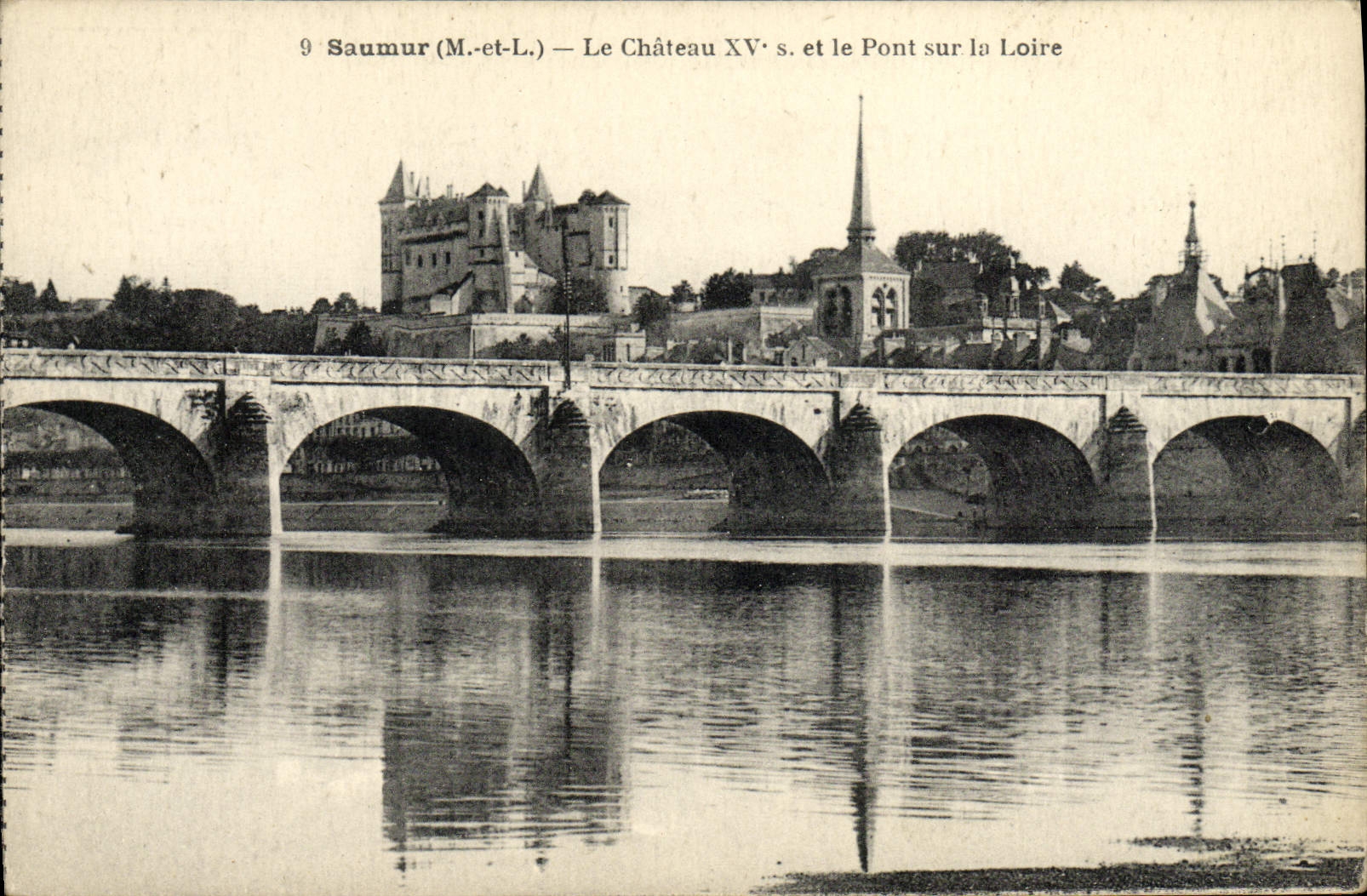 POSTAL Saumur de la VENDIMIA el castillo y el puente en el Loire