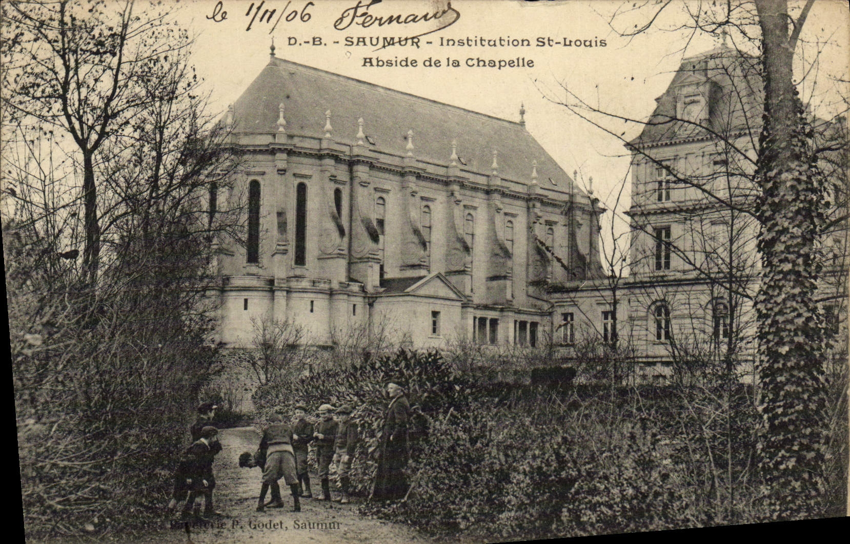 VINTAGE POSTCARD Saumur Institution St Louis Apse of the vault Children and priest