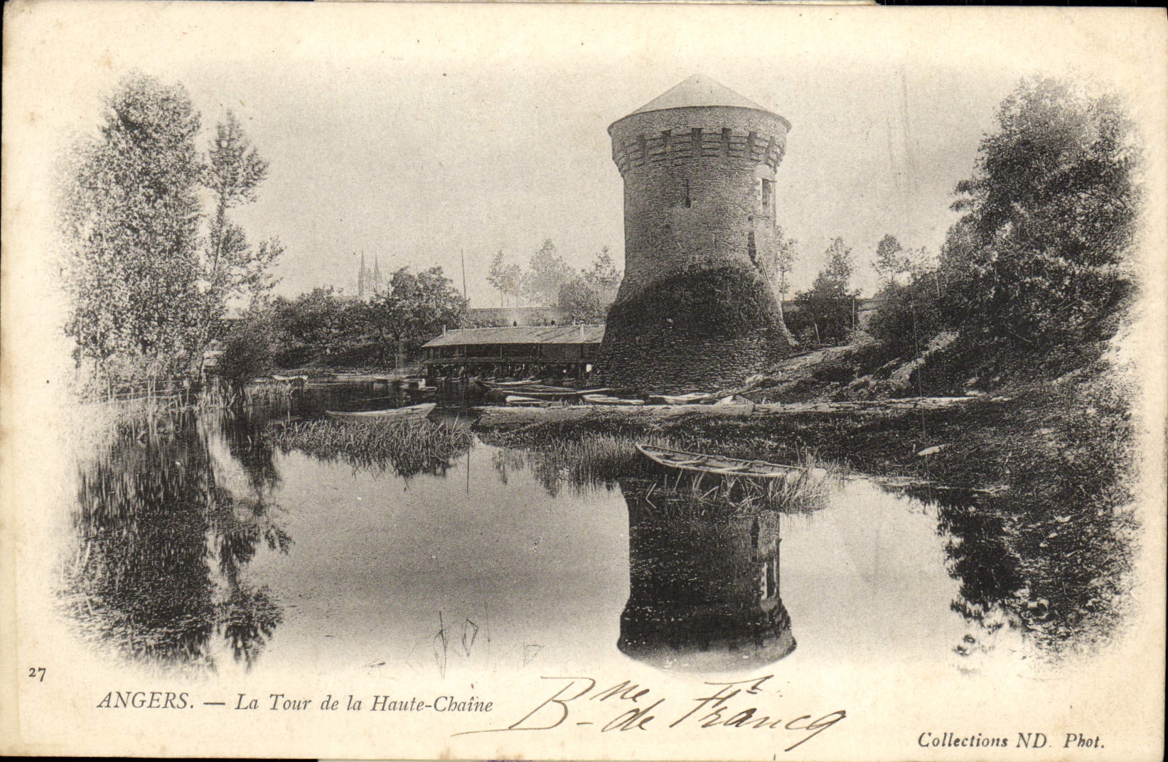 VINTAGE POSTCARD Angers the Tower of the High Chain