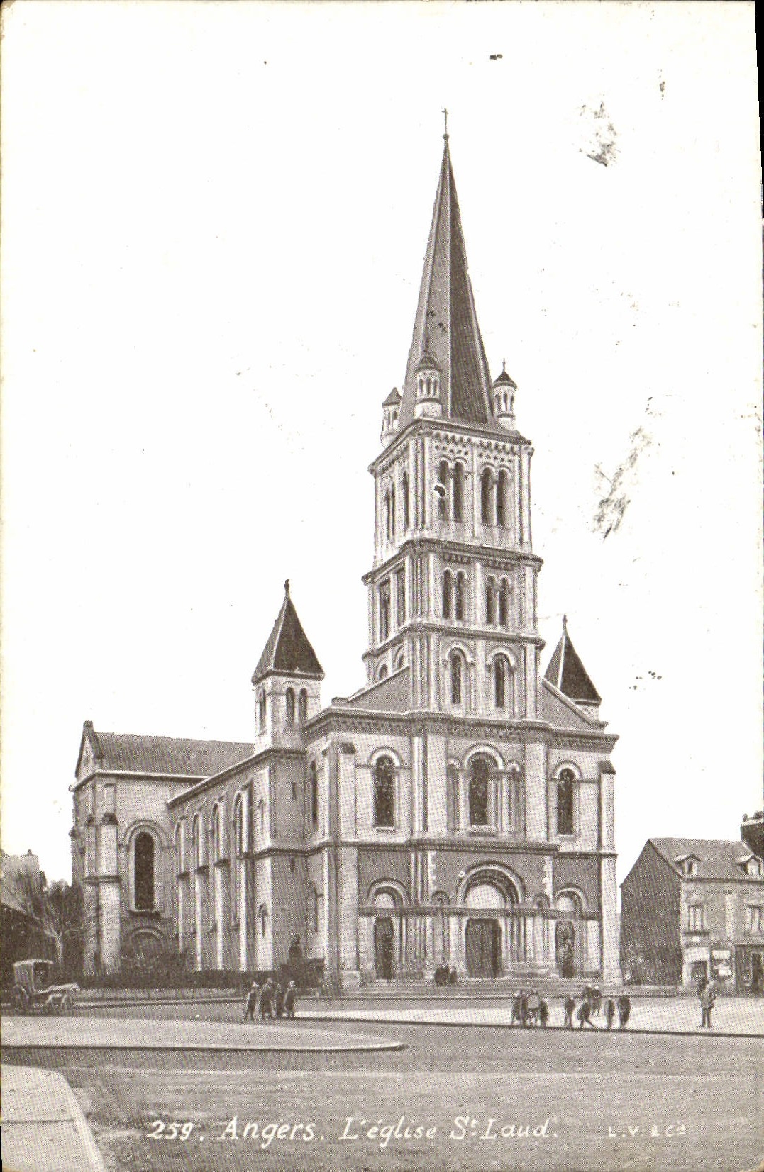 CPA Angers L'Eglise St Laud