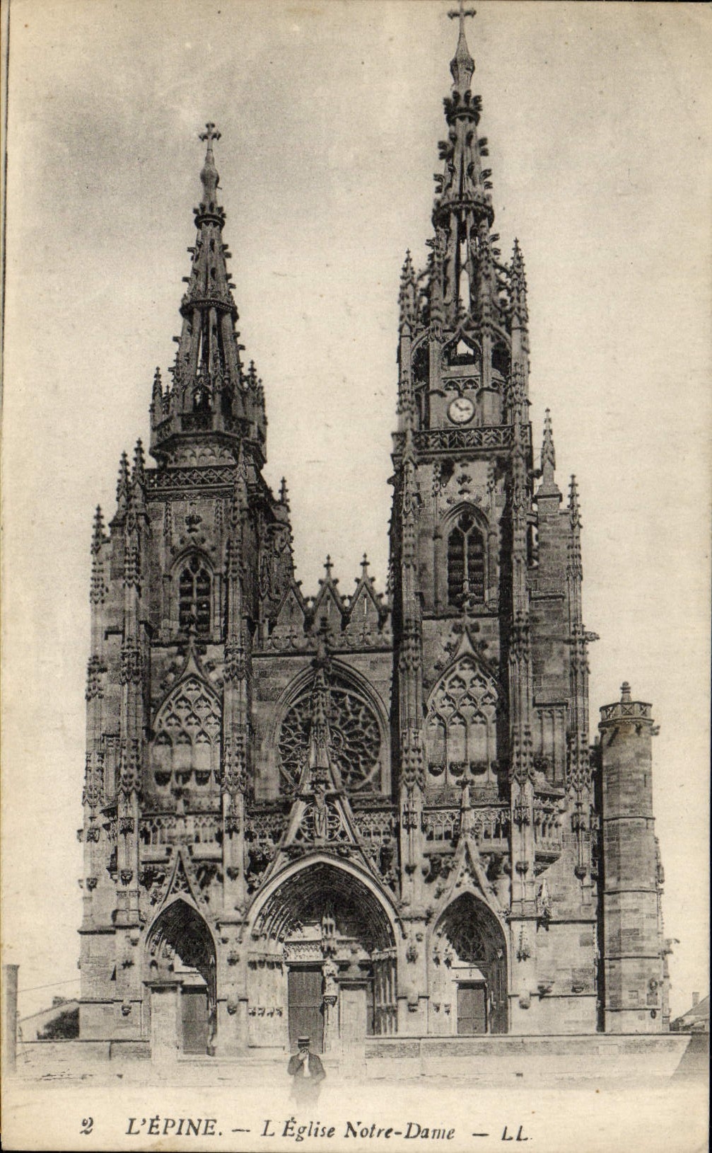 CPA Lepine L'Eglise Notre Dame