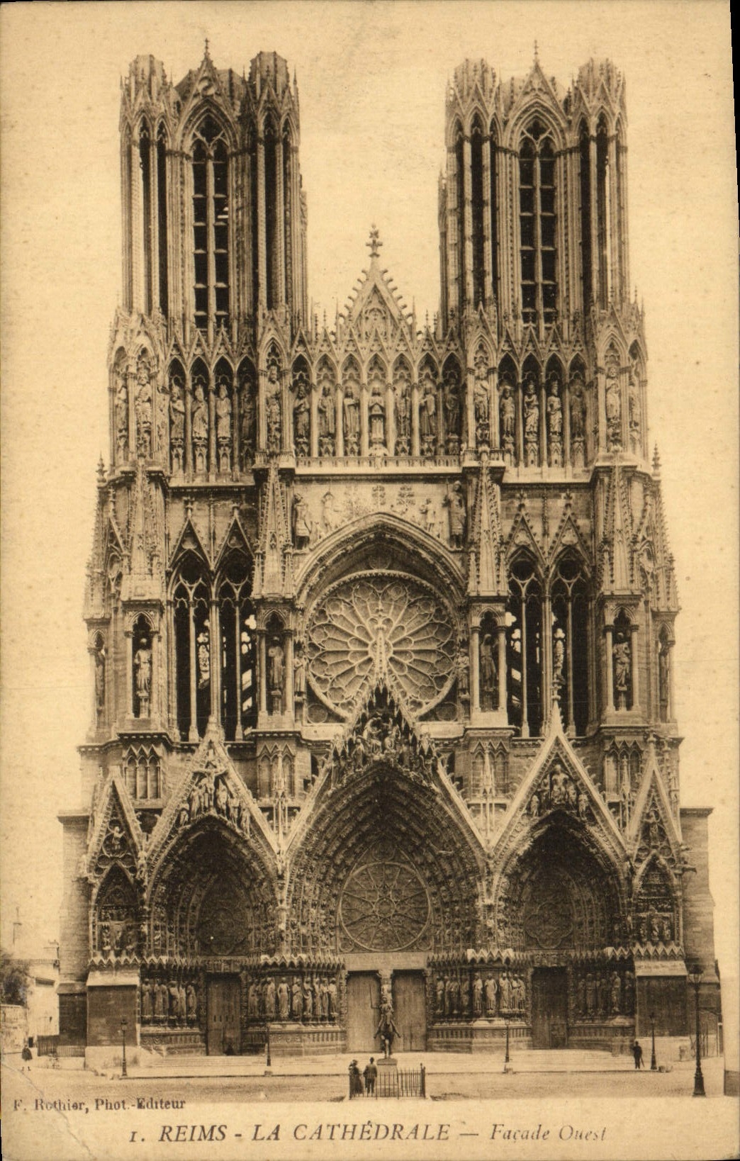 VINTAGE POSTCARD Rheims the Cathedral Ouesdt Frontage