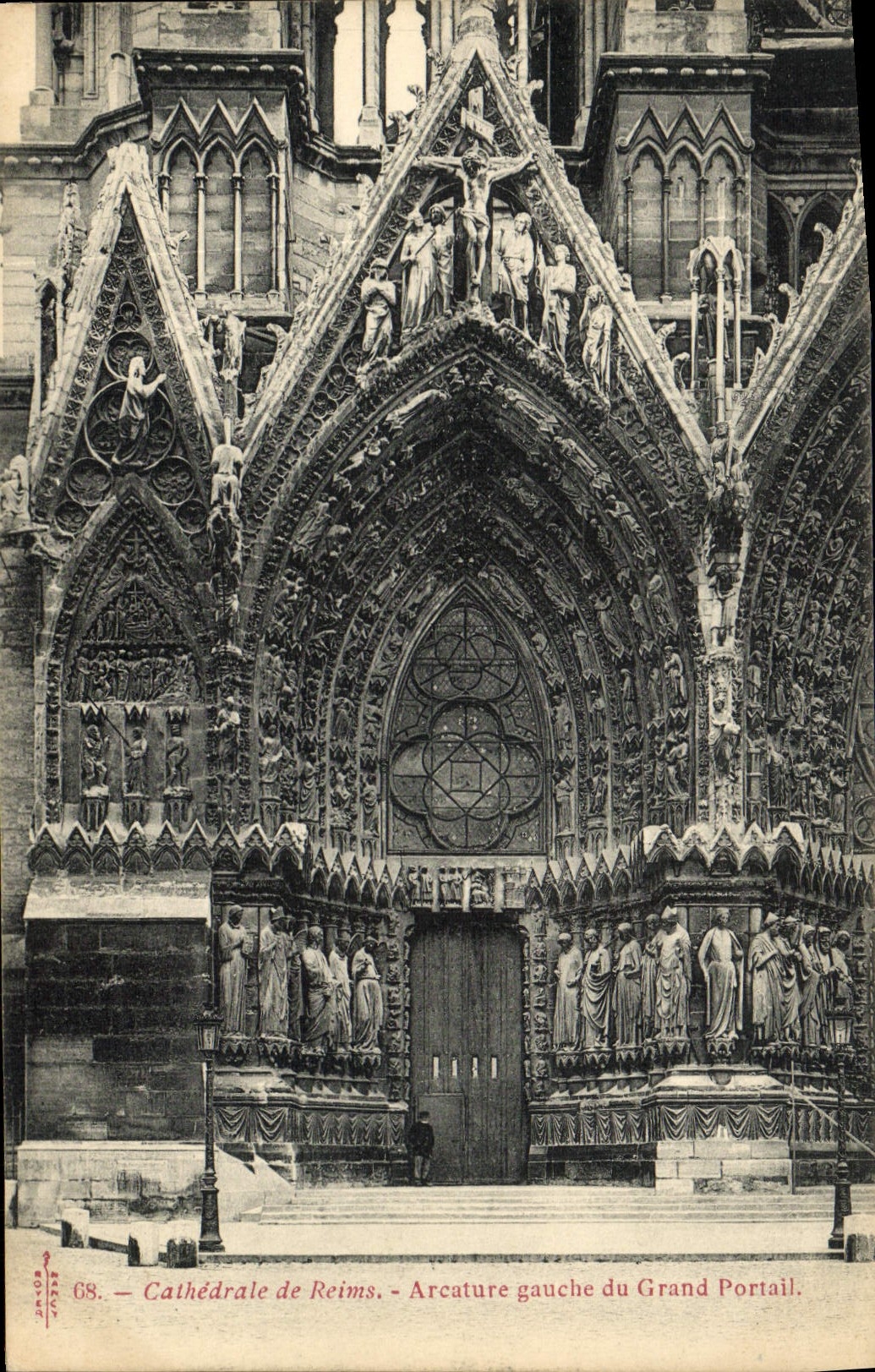VINTAGE POSTCARD Rheims Left Cathedral of Blind arcade of the Large Gate
