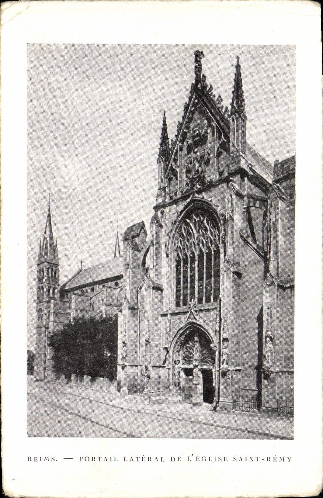 VINTAGE POSTCARD Rheims Side Gate Of the Church Remy Saint