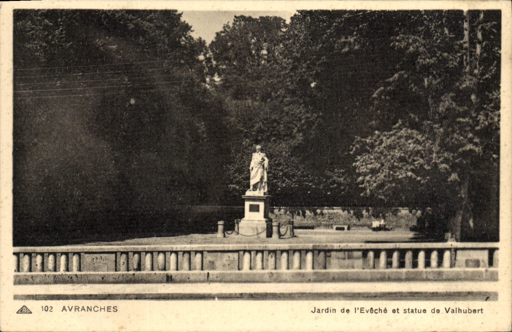 VINTAGE POSTCARD Avranches Garden of Eveche and Statue of Valhubert