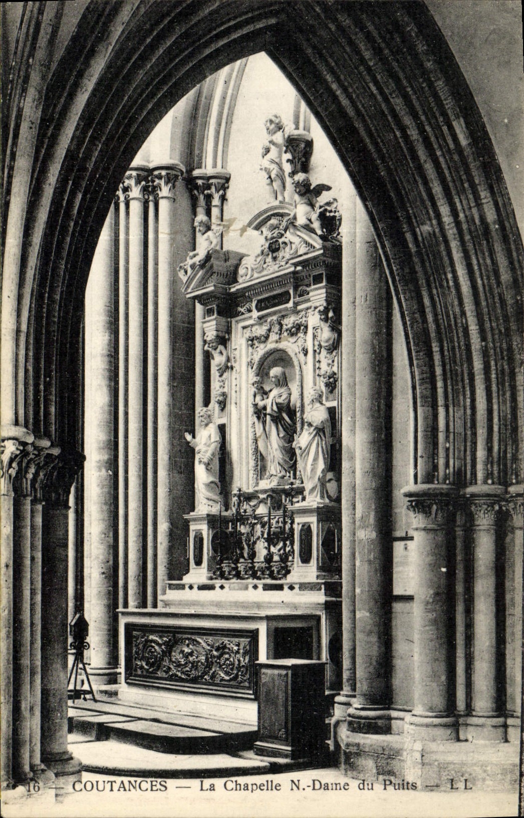 CPA Coutances La Chapelle Notre Dame Du Puits