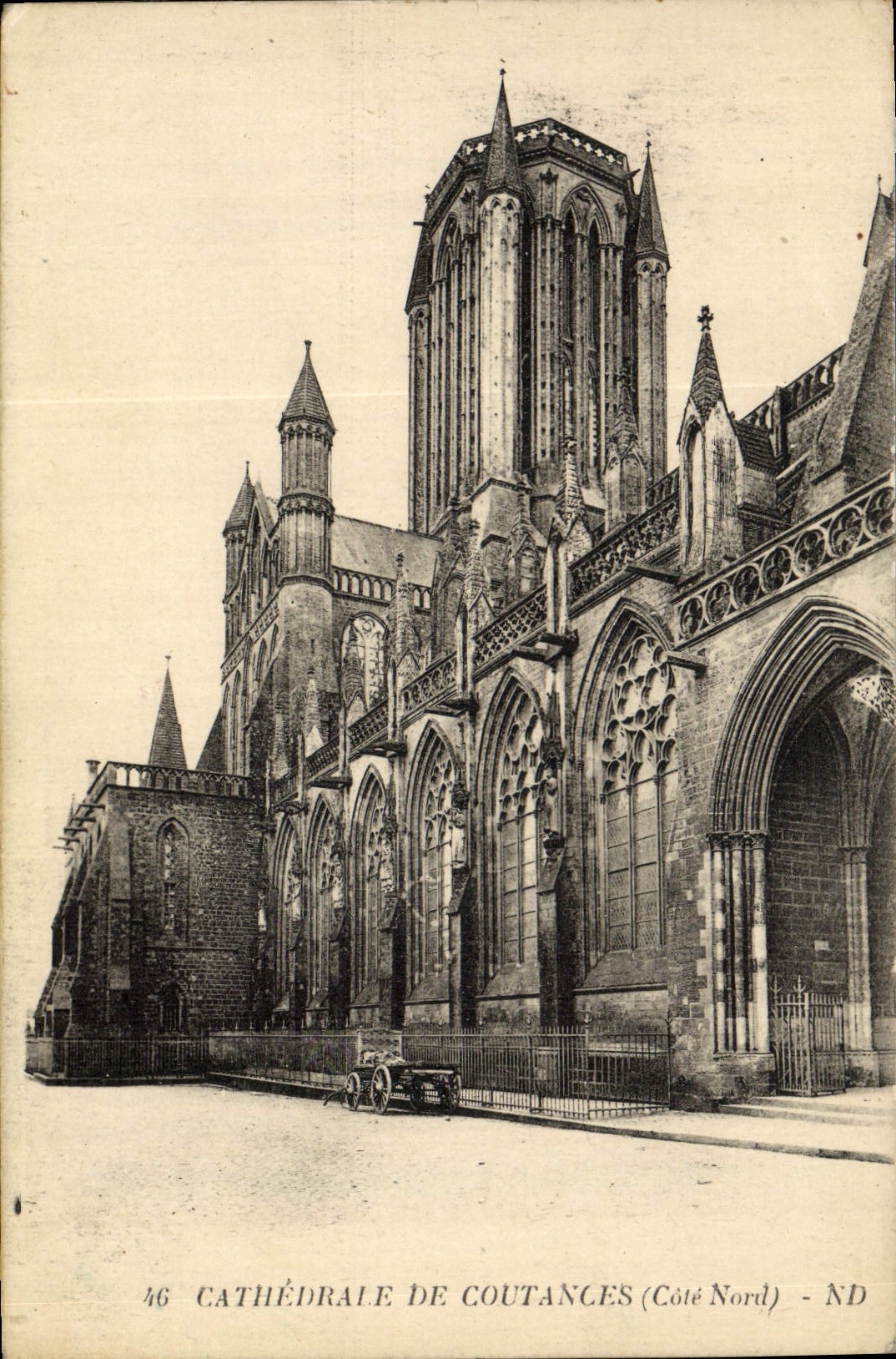 CPA Cathedrale De Coutances Cote Nord