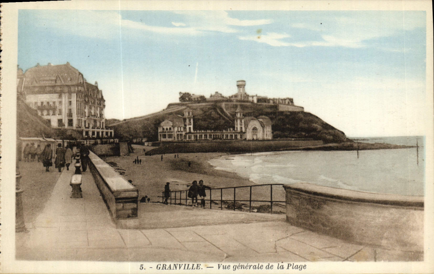 CPA Granville Vue Generale De La Plage