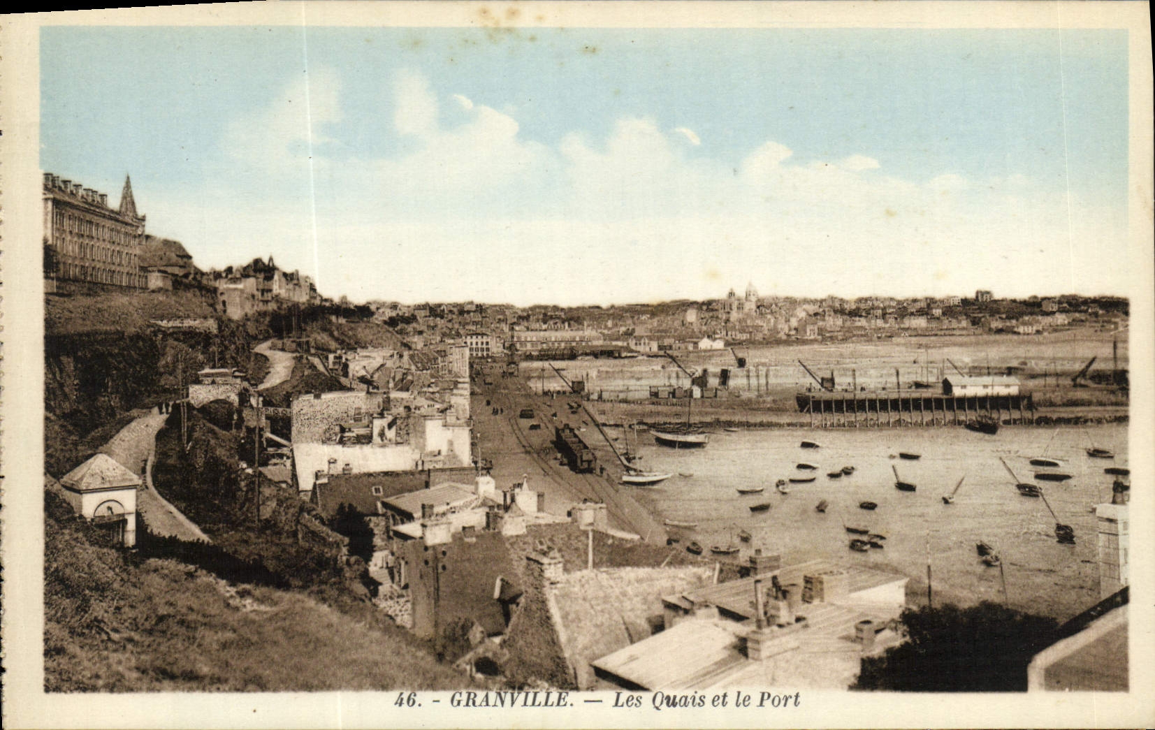 CPA Granville Les Quais Et Le Port