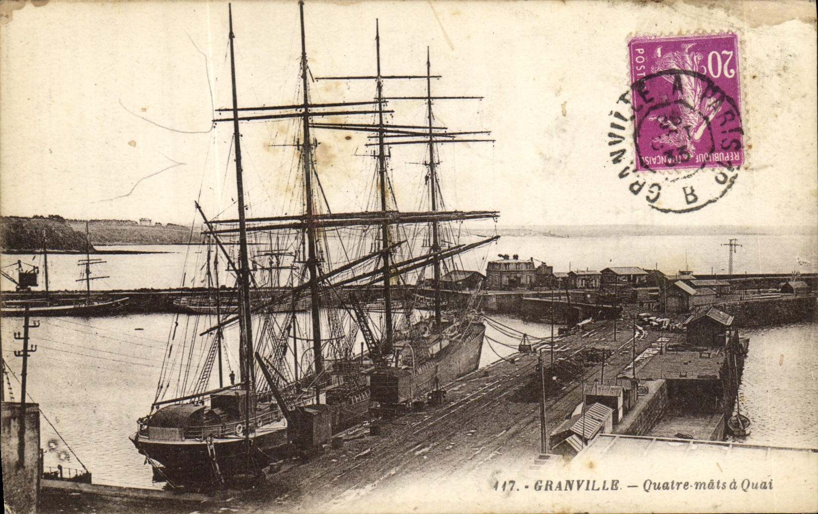 CPA Granville Quatre Mats A Quai Bateau