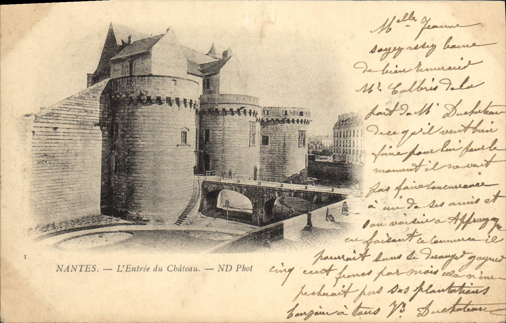 VINTAGE POSTCARD Nantes the Entry Of the Castle