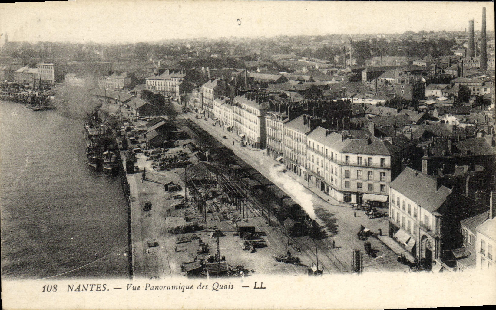 VINTAGE POSTCARD Nantes Panoramic View Of the Quays