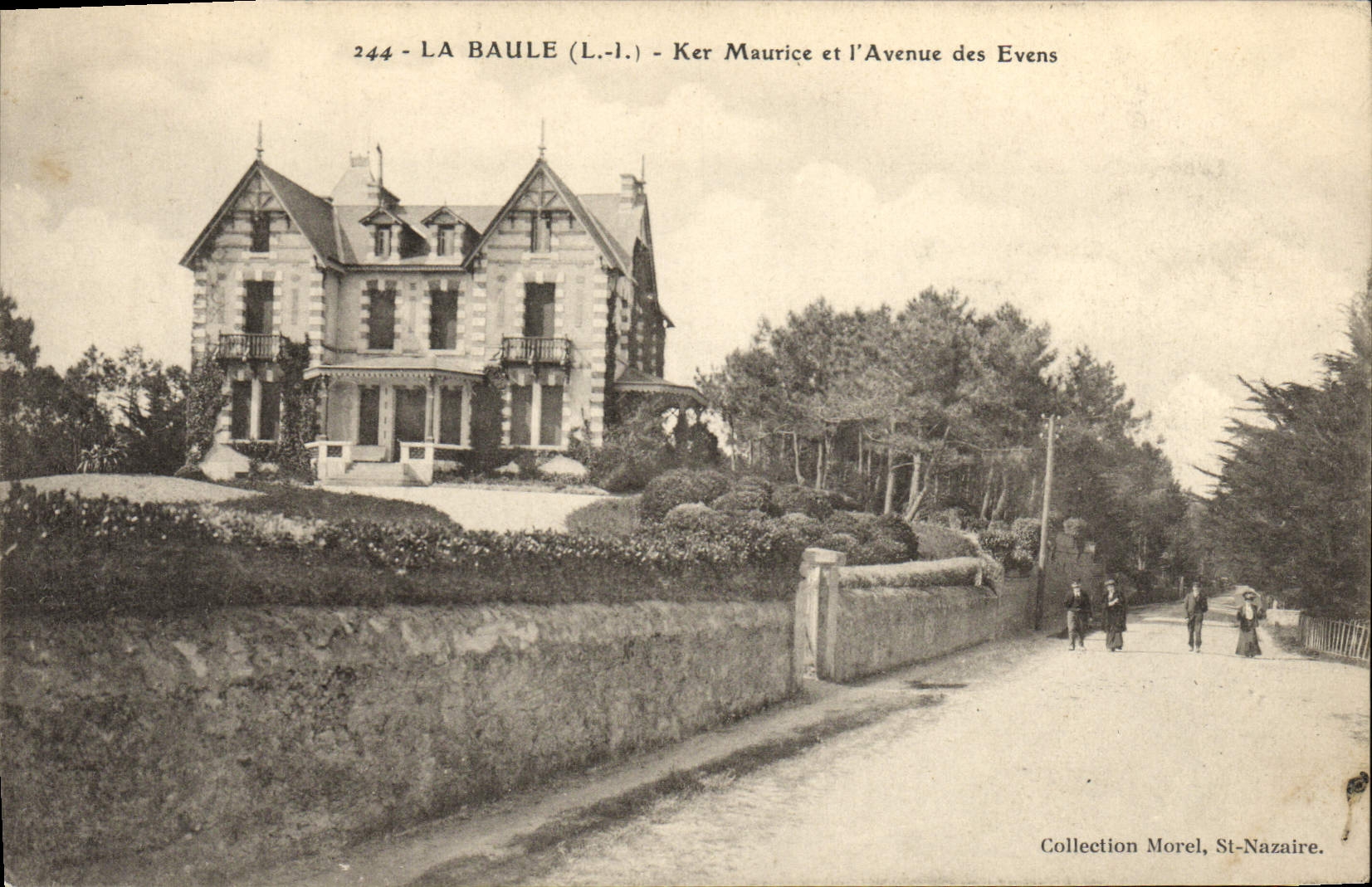 VINTAGE POSTCARD La Baule Ker Maurice And the Avenue Of Evens