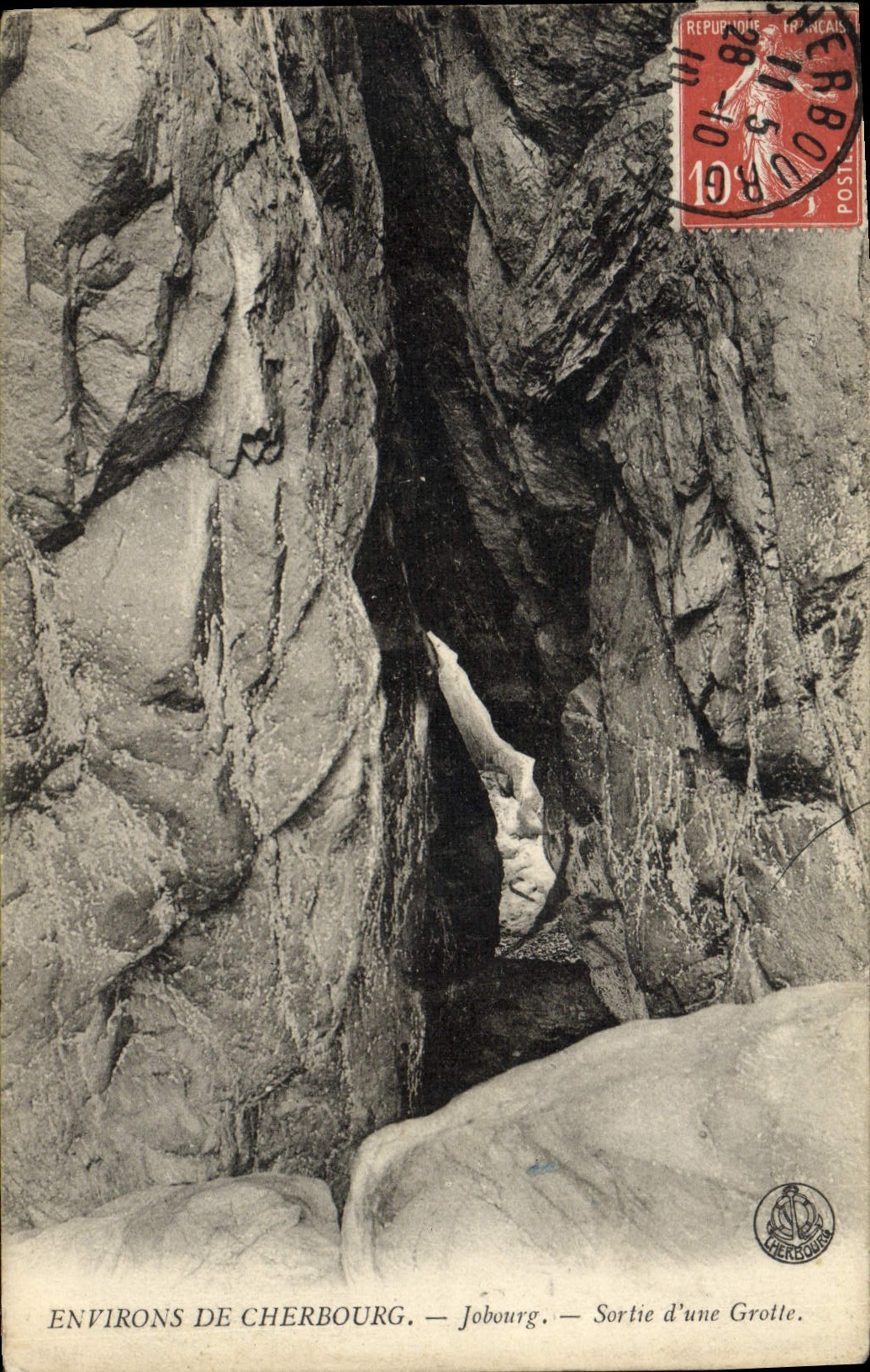 Alrededores de la POSTAL de la VENDIMIA de Cherbourg Jobourg Sorthe de una cueva