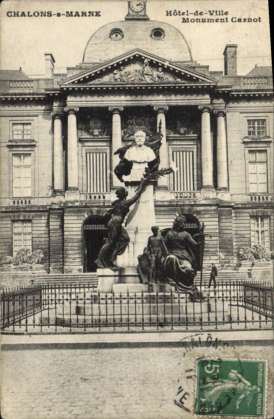VINTAGE POSTCARD Trawl-nets On the Marne Town hall Carnot Monument