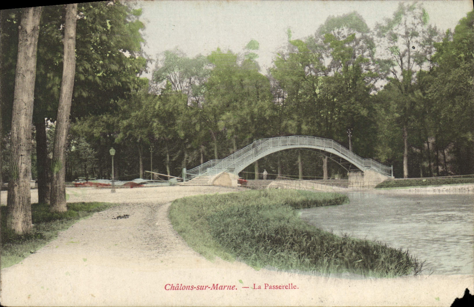VINTAGE POSTCARD Trawl-nets On the Marne the Footbridge