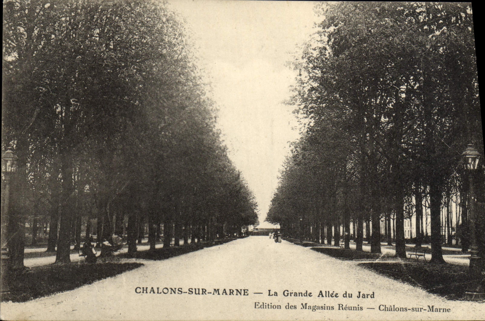 VINTAGE POSTCARD Trawl-nets On the Marne the Large Alley Of Jard