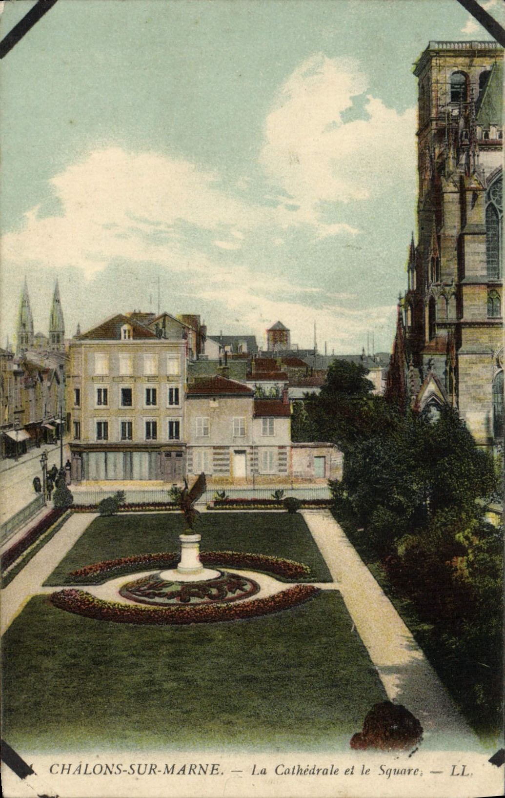 VINTAGE POSTCARD Trawl-nets On the Marne the Cathedral And the Public garden