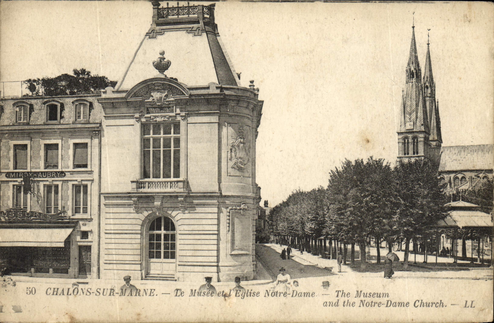 VINTAGE POSTCARD Trawl-nets On the Marne the Museum Notre Dame Church