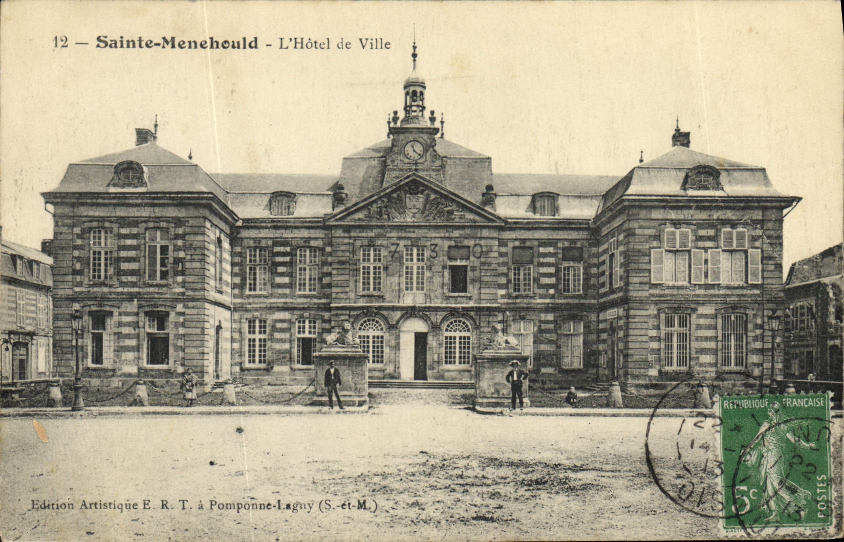 VINTAGE POSTCARD Sainte Menehould the Town hall