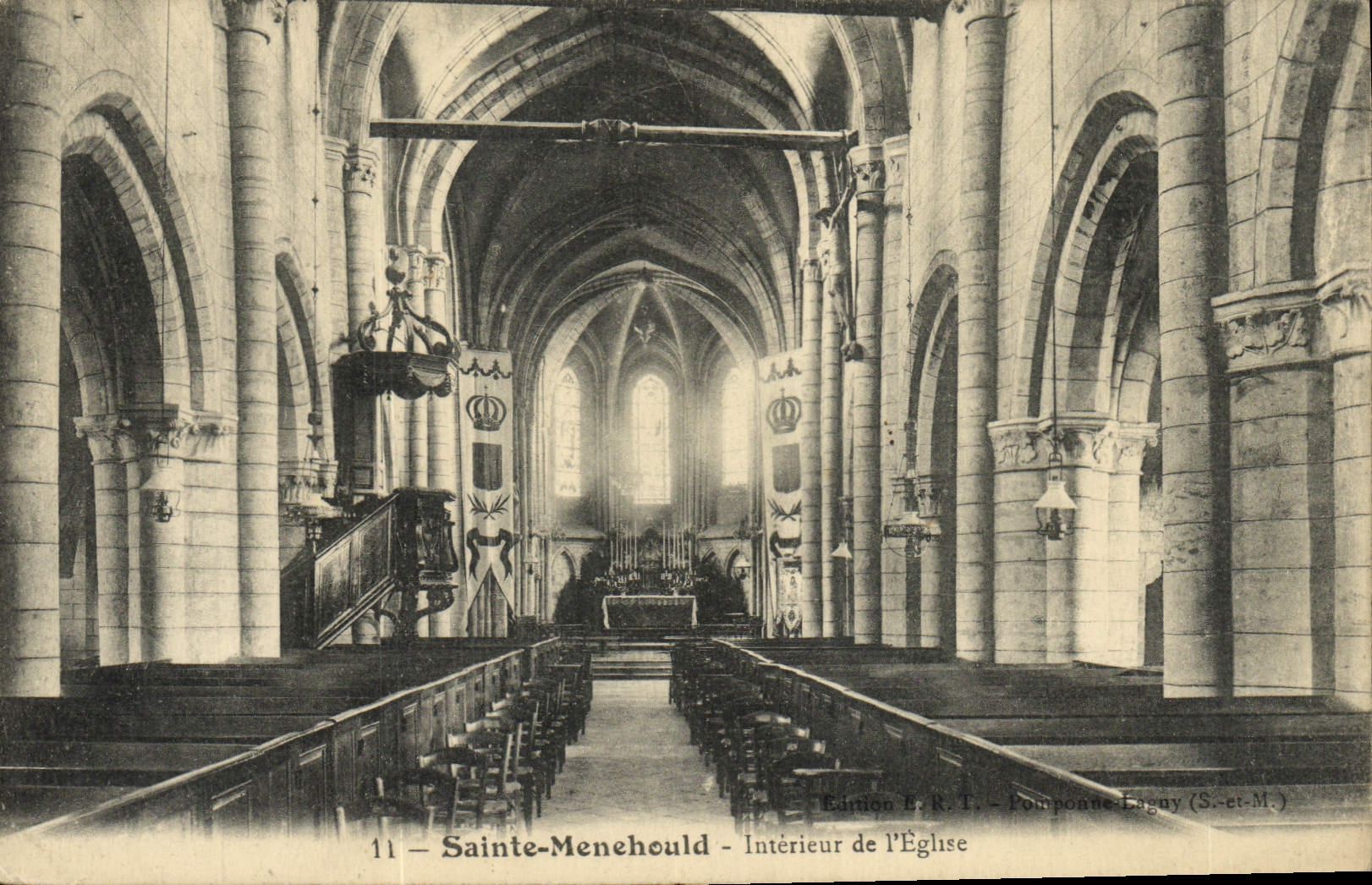 VINTAGE POSTCARD Sainte Interior Menehould Of the Church
